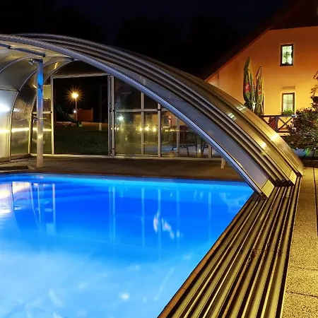 Wellness Pod Rozhlednou Guest house 3*
