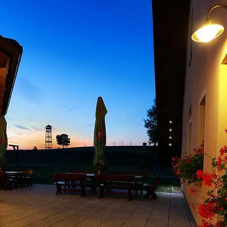 Wellness Pod Rozhlednou Guest house
