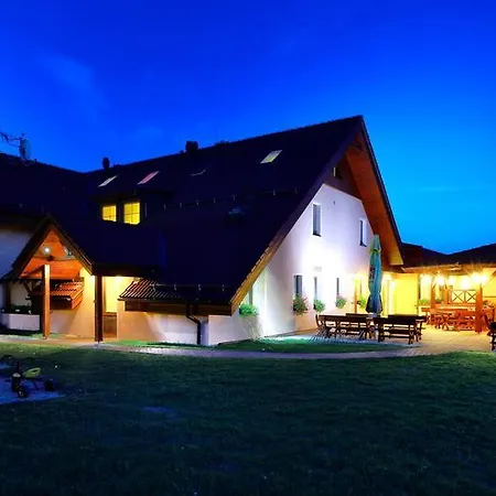 Wellness Pod Rozhlednou Guest house Kostelec nad Orlici