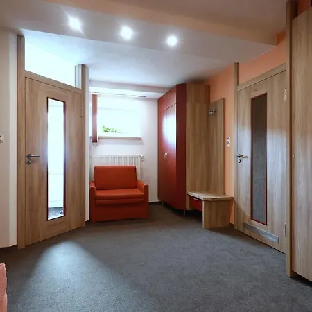 Wellness Pod Rozhlednou 招待所